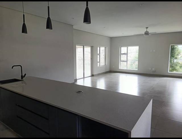 3 BEDROOM HOUSE FOR SALE IN GEORGE CENTRAL